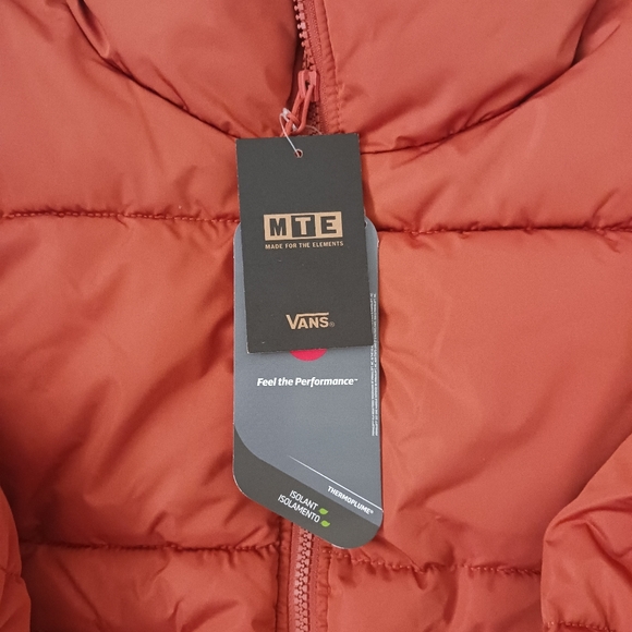 Vans - Picture 2 of 6